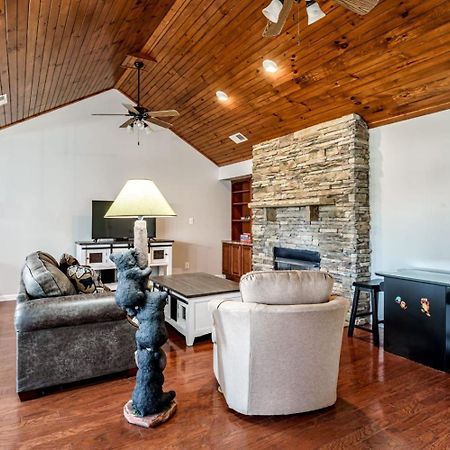 Sweet Pea Cottage Updated Furnishings Arcade Game Hoa Community Outdoor Pool Pigeon Forge Exteriér fotografie